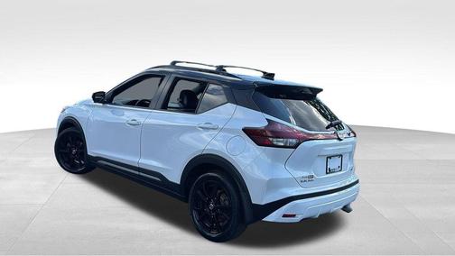 2021 Nissan Kicks SR