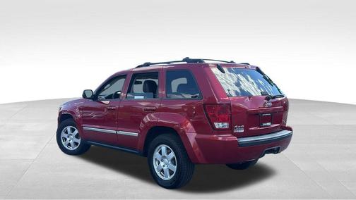 Inferno Red Crystal Pearlcoat 2010 Jeep Grand Cherokee Laredo