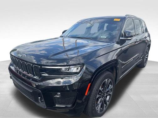 2022 Jeep Grand Cherokee Overland