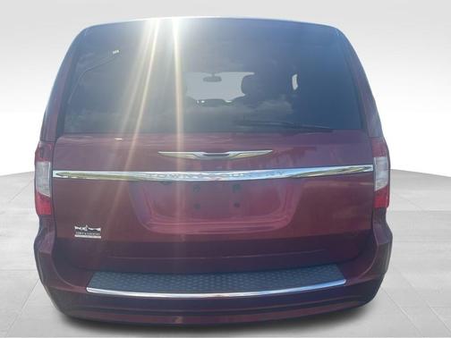 2011 Chrysler Town & Country Touring-L