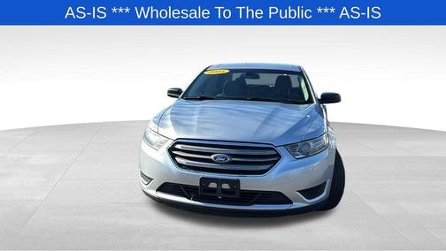 2015 Ford Taurus SE