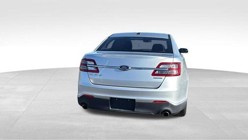 2015 Ford Taurus SE