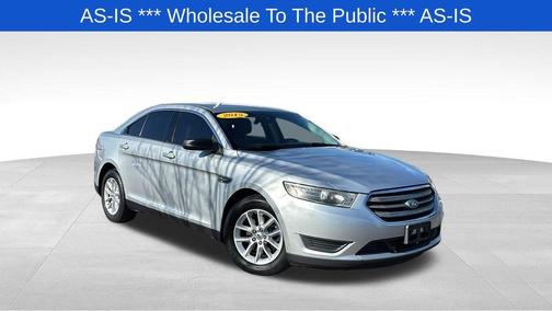 2015 Ford Taurus SE