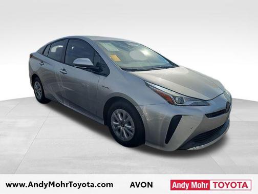 2019 Toyota Prius LE
