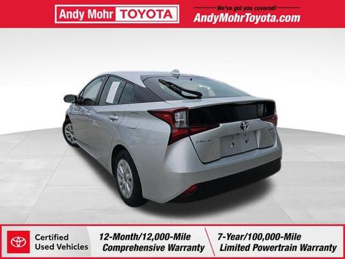 2022 Toyota Prius LE