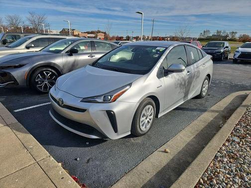 2022 Toyota Prius LE