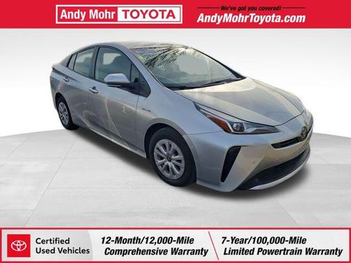 2022 Toyota Prius LE