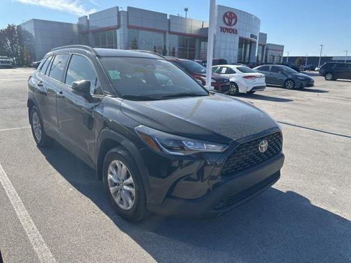 2024 Toyota Corolla Cross LE
