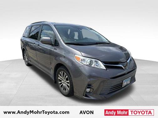 Predawn Gray Mica 2019 Toyota Sienna XLE