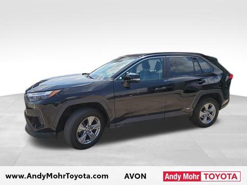 2022 Toyota RAV4 Hybrid XLE
