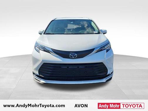 2023 Toyota Sienna XLE