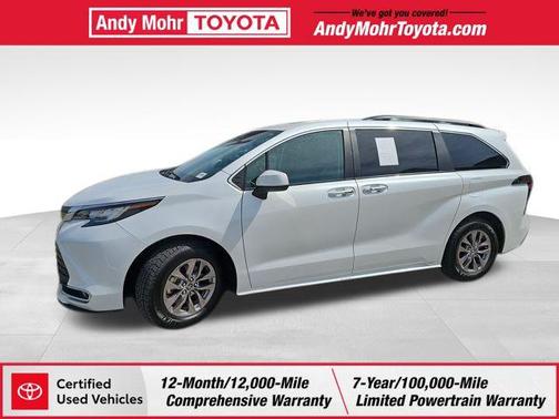 2023 Toyota Sienna XLE
