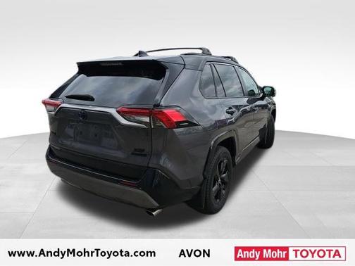 2021 Toyota RAV4 Hybrid SE