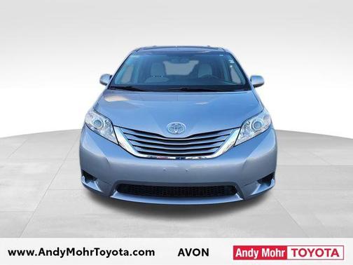 2017 Toyota Sienna LE