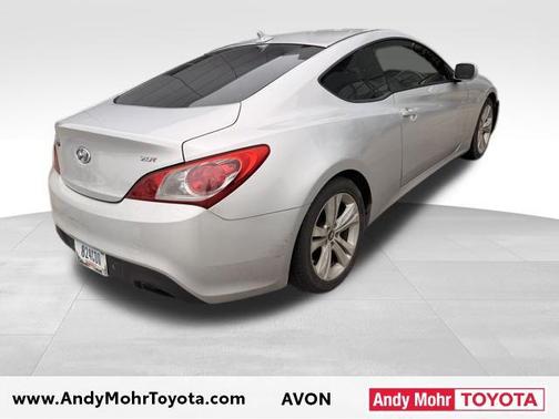 Silverstone Metallic 2011 Hyundai Genesis Coupe 2.0T