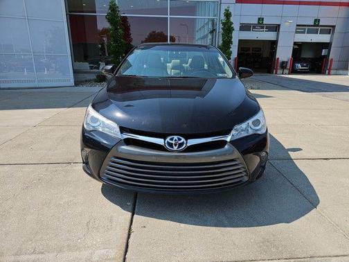2016 Toyota Camry Hybrid XLE