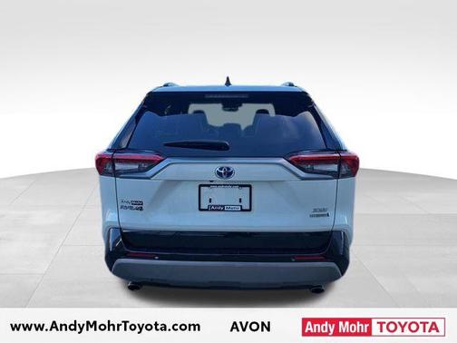 2022 Toyota RAV4 Hybrid SE