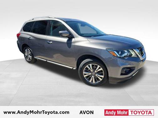 2018 Nissan Pathfinder SV
