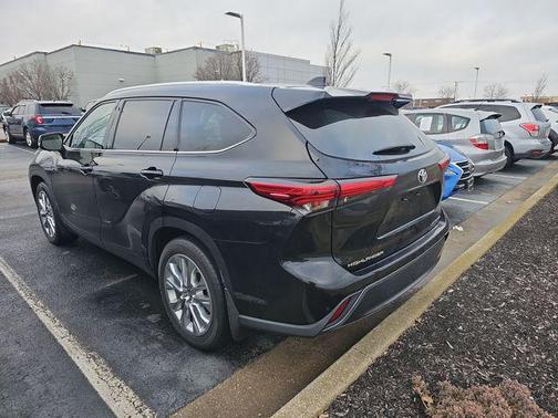2023 Toyota Highlander Limited