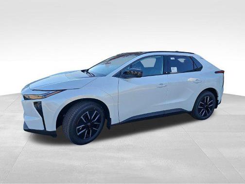 Wind Chill Pearl 2026 Toyota bZ XLE