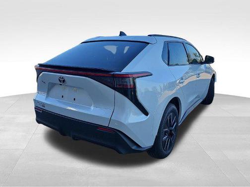 Wind Chill Pearl 2026 Toyota bZ XLE
