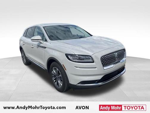 Pearl Metallic 2022 Lincoln Nautilus Standard