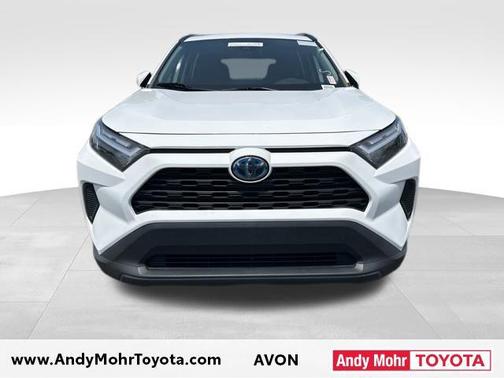 White 2022 Toyota RAV4 Hybrid XLE
