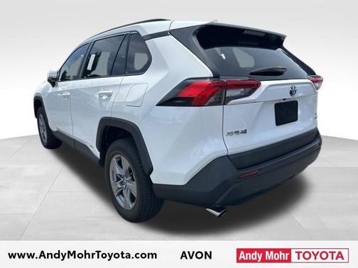 White 2022 Toyota RAV4 Hybrid XLE