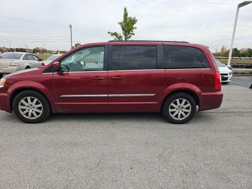 2015 Chrysler Town & Country Touring
