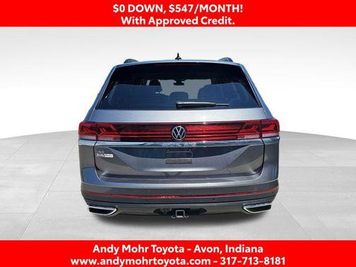 Platinum Gray Metallic 2025 Volkswagen Atlas 2.0T SE w/Technology