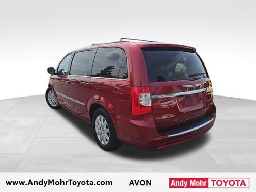 2013 Chrysler Town & Country Touring