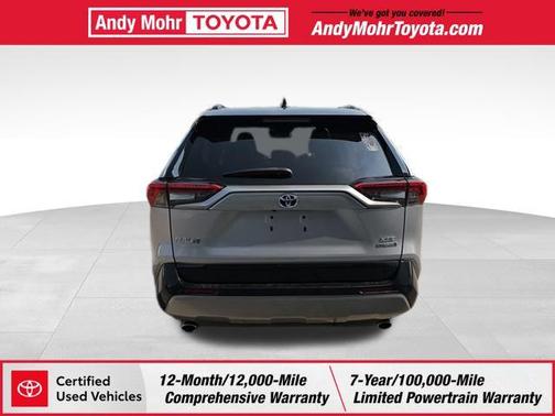 2022 Toyota RAV4 Hybrid SE