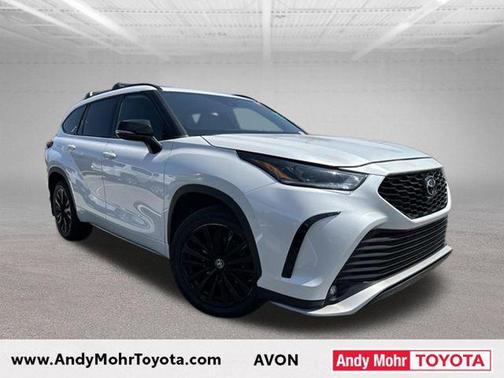 Wind Chill Pearl 2023 Toyota Highlander XSE