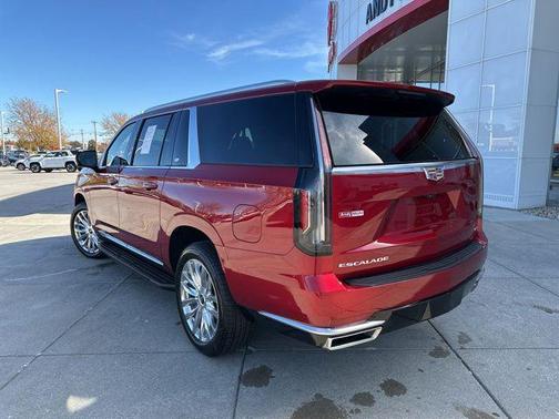 2024 Cadillac Escalade ESV Premium Luxury