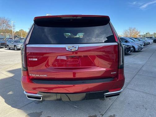 2024 Cadillac Escalade ESV Premium Luxury