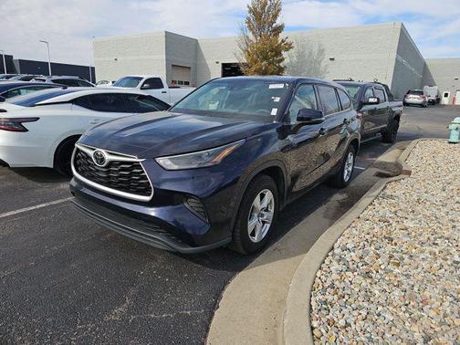 2022 Toyota Highlander L