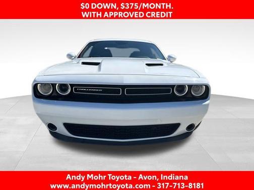 White Knuckle Clearcoat 2019 Dodge Challenger SXT
