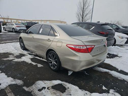 2016 Toyota Camry XSE