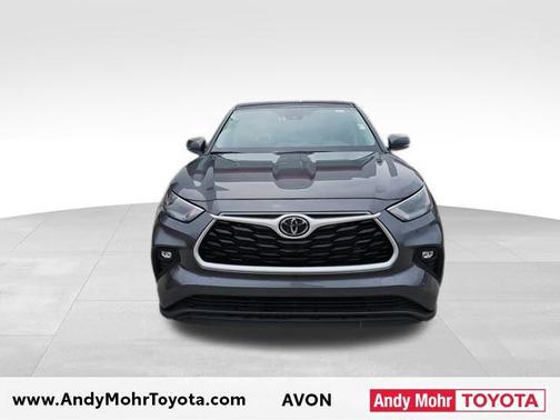 2024 Toyota Highlander LE I4