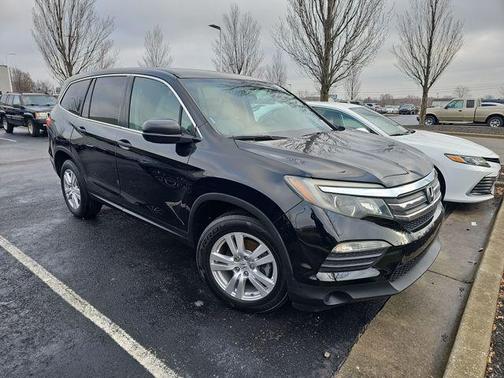 2016 Honda Pilot LX