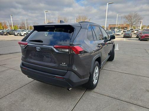 2019 Toyota RAV4 Hybrid LE