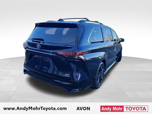 2023 Toyota Sienna XSE 7 Passenger