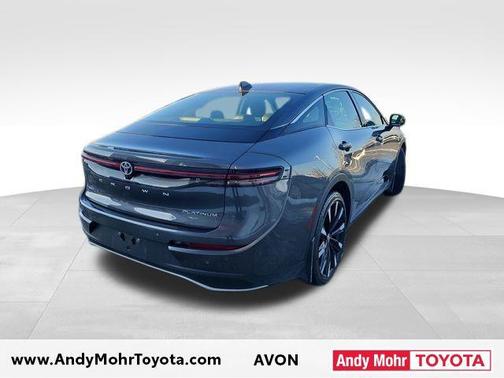 2024 Toyota Crown Platinum