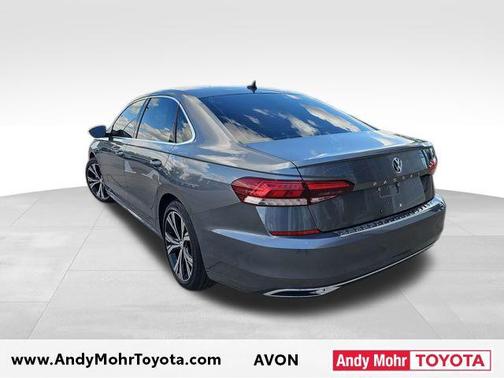 2021 Volkswagen Passat 2.0T SE