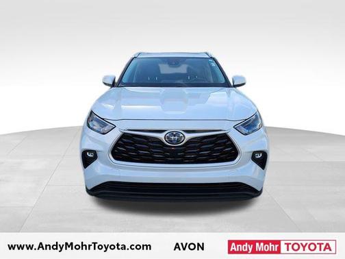 2022 Toyota Highlander Hybrid XLE