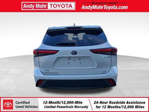 2022 Toyota Highlander Hybrid XLE