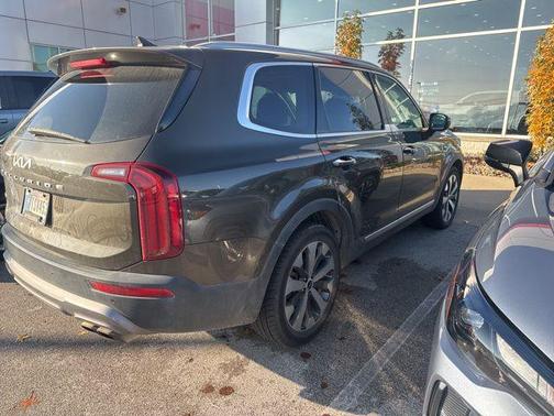 2022 Kia Telluride S