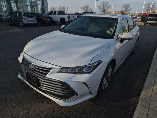 2019 Toyota Avalon XLE