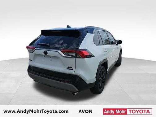 2024 Toyota RAV4 Hybrid SE