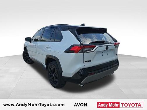 2024 Toyota RAV4 Hybrid SE